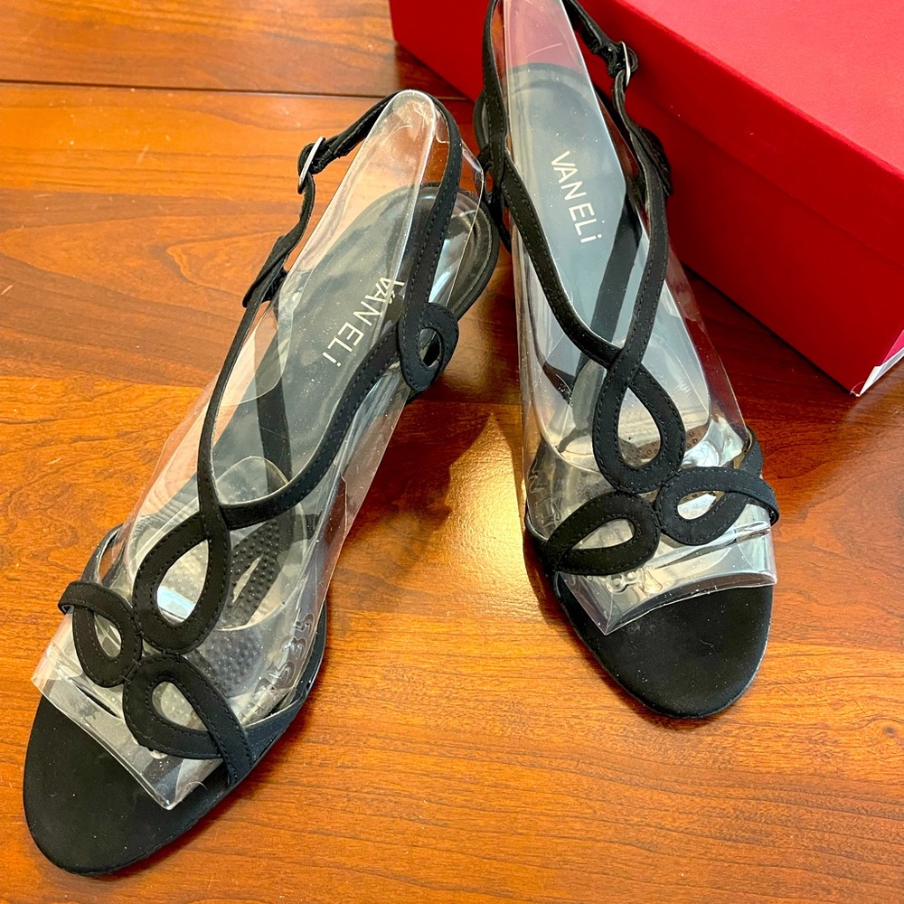 Vaneli Millie Black Pesca Fabric Dressy Sandals Size 8M. Very good condition